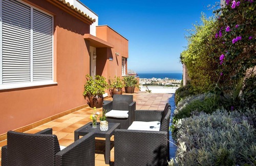 Javea Villa | 350 m² Villa ∙ 5 bedrooms ∙ 10 guests