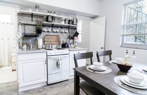 Coral Way Apartment | Modern Apartment Near Brickell & Coral Gables - 10/10 Rating