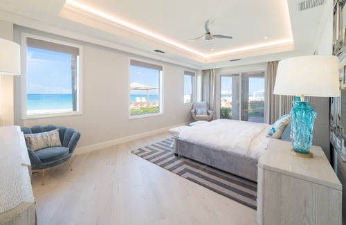 Seven Mile Beach Apartment | Oceanfront Residence at The Ritz-Carlton, Grand Cayman