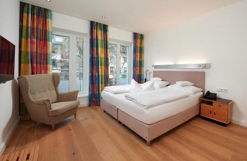 Mitte Apartment | Charming Deluxe Apartment in Design Hotel Vosteen