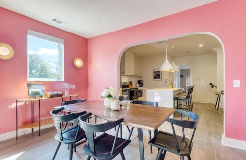 Five Points House | 36 Guests on Music Row Bachelorette Suites Glam Room 5 Minutes to Downtown