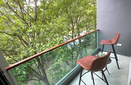 Patong Apartment | Cozy 1-Bedroom Apartment with Pool & Kitchen Amenities
