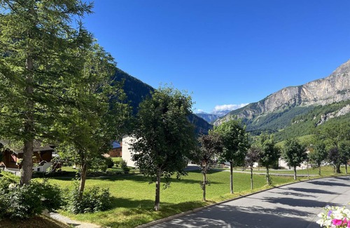 Leukerbad Apartment | Pet-Friendly Majesta Leukerbad Apartment with Kitchen Access