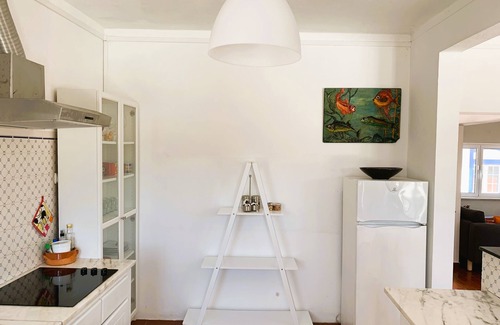 Baiona House | Tranquil 360 Beach & River Views, Steps from the Shore