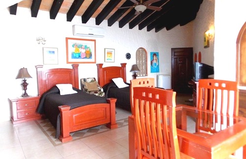 South Shore Hotel Area Villa | Majestic Oceanfront Retreat with Breathtaking Views