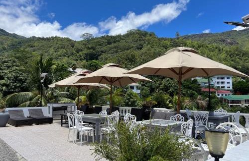 Beau Vallon Villa | Experience 360 Degrees Villa with Oceanfront Views
