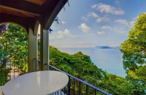 Playa Flamingo Apartment | Ocean View Condo with Pool & Kid-Friendly Perks