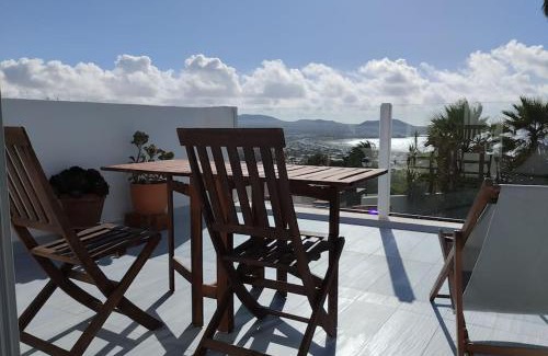 Urbanizacion Famara Apartment | Oceanfront Oasis with Breathtaking 360-Degree Views