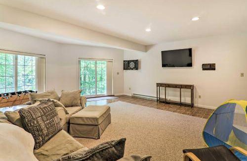 Gouldsboro House | Spacious 7-Bedroom House for Up to 12 Guests
