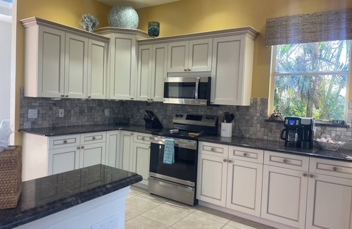 Saint James City House | 3634 Bayview Avenue (Paradise): 3 BR, 2.5 BA House in Saint James City, Sleeps 8