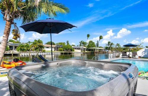 Venetian Way House | 368 Carmine Dr