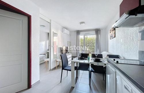 Argeles-sur-Mer Apartment | Pet-Friendly Retreat with Pool in T2 Residence
