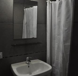 Rio Cuarto Apartment | Accessible Comfort at 37 Intendente Doctor Jaime Gil