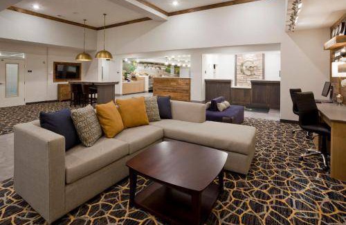 Cannon Falls Hotel | Cozy 37 m² Hotel with Pool for Up to 4 Guests