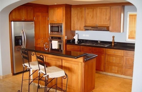 Zona Hotelera Villa | Oceanfront Penthouse in Cabo: 10/10 Guest Rated Comfort
