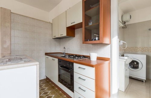 Padula Fede House | Relax at 3701 La Spiaggetta-Villetta Rosabel with Ocean View
