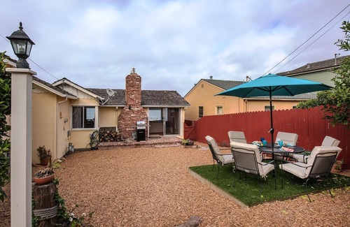 Pacific Grove House | Oceanview Serenity: Pet-Friendly Retreat Near Car Week