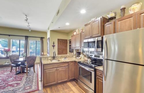 Charlevoix House | Ideal Getaway at 377 Edgewater Inn with Pool & Hot Tub