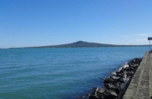 Kohimarama Hotel | Pet Friendly Motel for 10 Guests - Rated 8/10 by Travelers