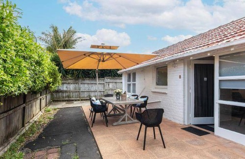 Kohimarama Hotel | Pet Friendly Motel for 10 Guests - Rated 8/10 by Travelers