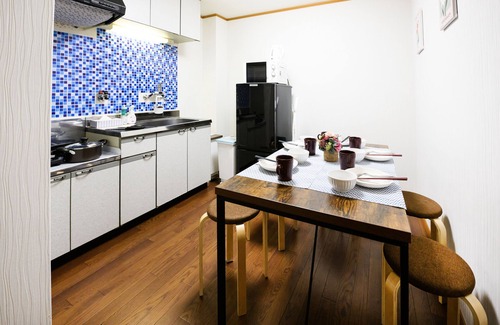 Naniwa Apartment | Modern 2DK Apartment Near Daikokucho Station, Osaka