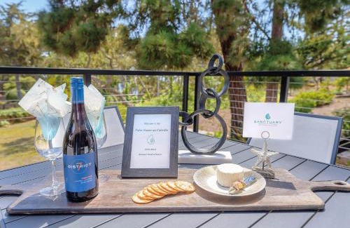 Pebble Beach House | Inviting 3900 Palm House on Cabrillo: Family-Friendly Escape
