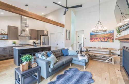 Ridgway House | Top-Rated Stay at 396 N Lena Street - Family Friendly