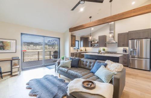 Ridgway House | Top-Rated Stay at 396 N Lena Street - Family Friendly