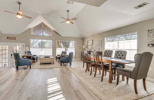 Seguin House | Spacious 4-Bedroom Haven with Private Pool & Lake Views