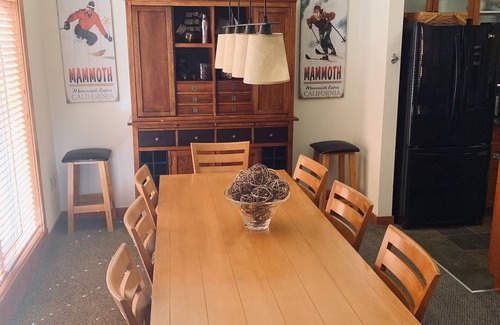 Mammoth Lakes Condo | Inviting Corner Suite at The Village At Mammoth, Ideal Spot