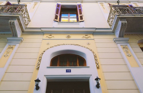 Kerameikos Apartment | Explore a Neoclassical Two-Bedroom Suite in Psiri