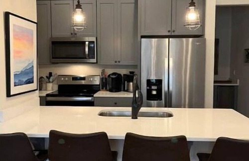 East Tallassee House | Perfect 3BD Home with Pool, Golf Cart to Lake & Spa