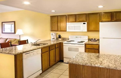 Sevierville Resort | Relaxing Smoky Mountains Retreat with Pools and Scenic Views