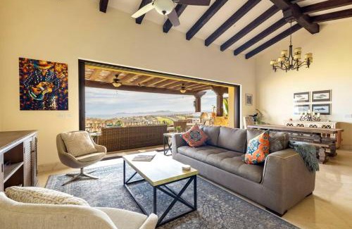 San Jose del Cabo Apartment | Guest Rated 10/10: Beach Club Retreat with Hot Tub