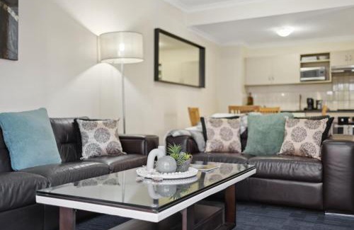 Northbridge Apartment | Family-Friendly 3BDR Townhouse in Vibrant Northbridge