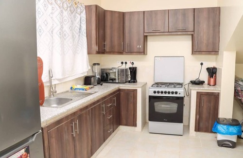 Isinya House | Family-Friendly 3-Bedroom Vrbo in Kisaju Kitengela