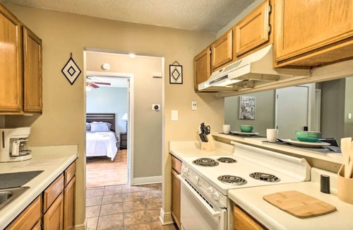 Highlands - Perkins Condo | Family-Friendly Condo Near LSU with Spa & Breakfast