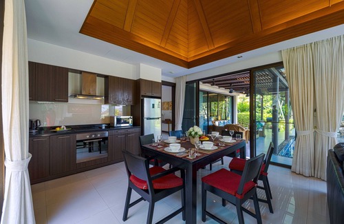 Pranburi Villa | Relax in a 3Bed Bali Style Villa Near the Beach