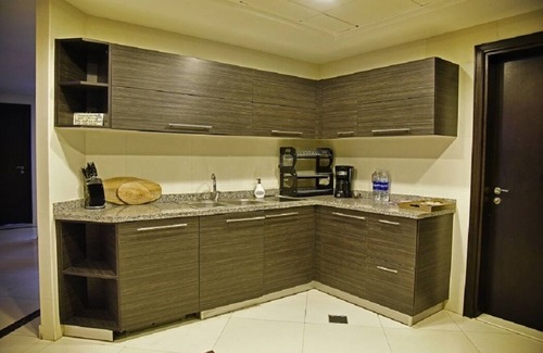 Dubai Apartment | Unforgettable 3-Bedroom Retreat with Marina Views