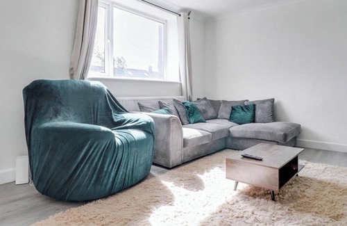 Hainault House | 3bedEscape-Work&Relax-Free Parking-Travel links