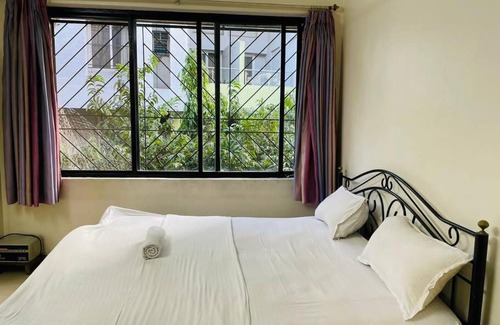 Koregaon Park Apartment | Comfortable 3BHK AC Flat in Koregaon Park's Prime Area