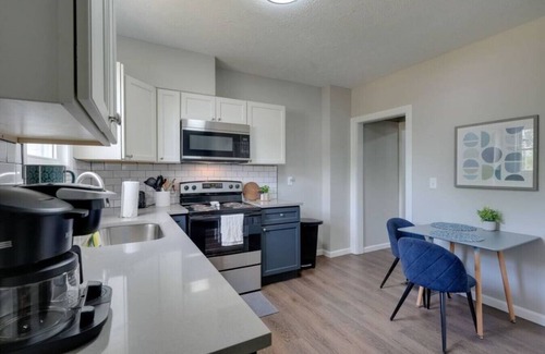 Columbus Villa | Explore Sheldon Blue: Renovated 3BR Unit with Great Amenities