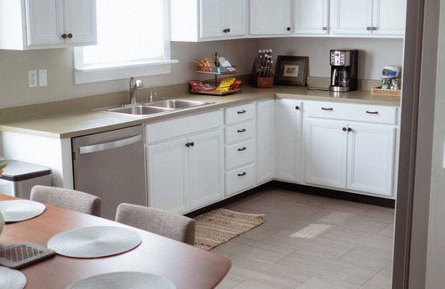 Seattle Metro Area House | Experience the 3BR Birch Haven with Spa & Hot Tub Bliss