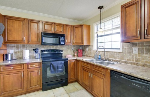 Daleville House | Family-Friendly 3Br Home Near Fort Novosel - Rated 10/10