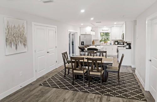 Warm Mineral Springs House | Ideal 3BR Home Near Mineral Springs with Ocean View
