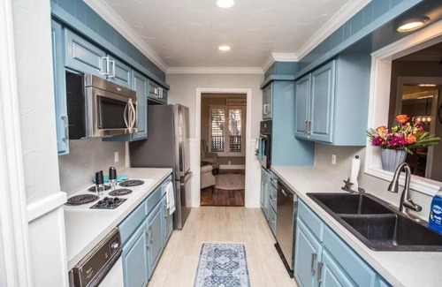 Lubbock House | Relaxing 3BR Retreat with Hot Tub & Game Room Near Shops