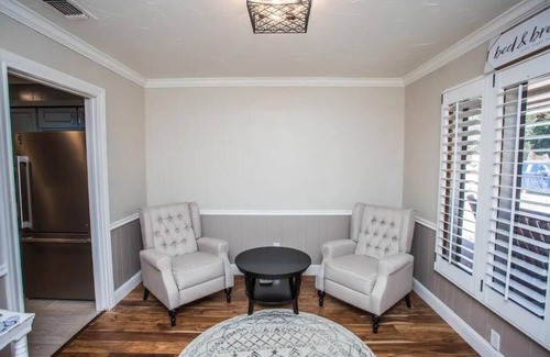 Lubbock House | Relaxing 3BR Retreat with Hot Tub & Game Room Near Shops