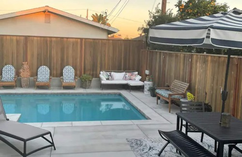Seal Beach House | Perfect 3BR Dream Vacation Home with Pool in Seal Beach