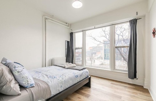 Hamilton Apartment | Cozy 3BR Apartment with Netflix - Steps from King Street