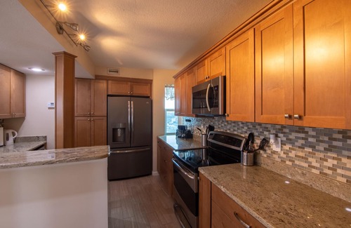 Gulfstream Beach Condo | Beachfront Condo with Pool, Ocean Views & Pickleball Courts